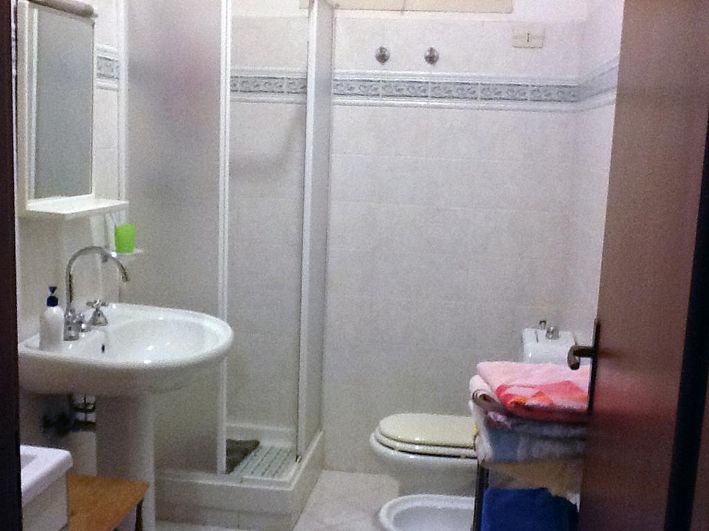 Hotel Low Cost La Meridiana Zafferana Etnea Pokoj fotografie