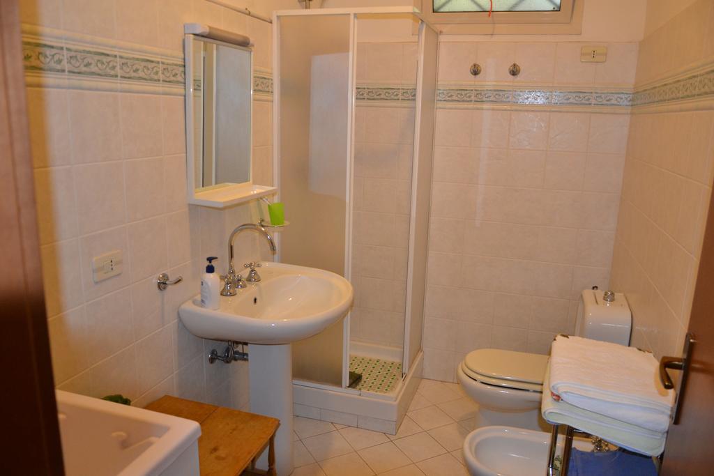 Hotel Low Cost La Meridiana Zafferana Etnea Pokoj fotografie